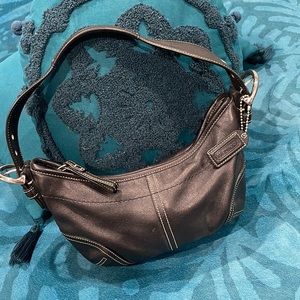 Mini Classic Back Coach